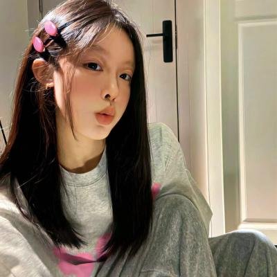伊莎贝尔跳到聚光灯下
